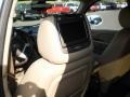 White Diamond - Escalade EXT Luxury AWD Photo No. 17