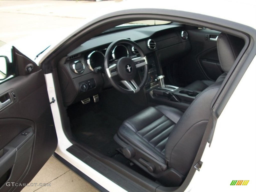 2007 Mustang V6 Deluxe Coupe - Performance White / Dark Charcoal photo #9