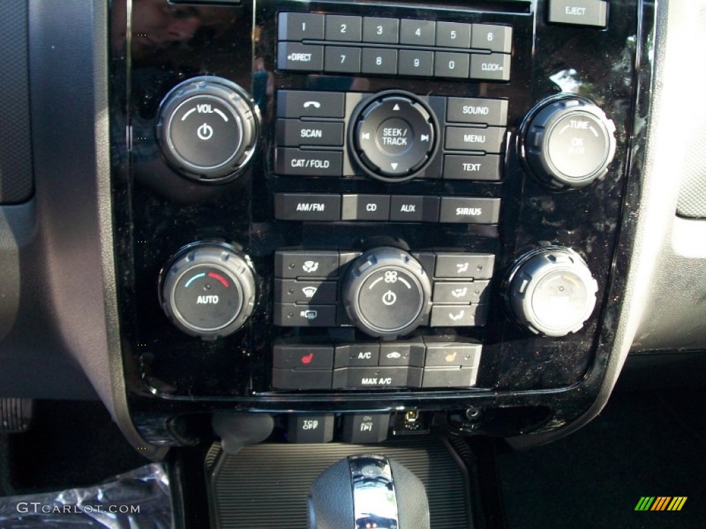 2012 Ford Escape Limited V6 4WD Controls Photo #54497450 | GTCarLot.com