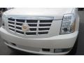 White Diamond - Escalade EXT Luxury AWD Photo No. 9