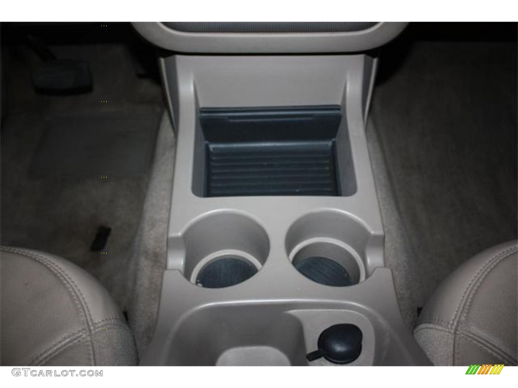 2004 Explorer XLT 4x4 - Mineral Grey Metallic / Graphite photo #18