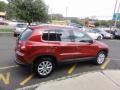 Wild Cherry Metallic - Tiguan SE 4Motion Photo No. 8