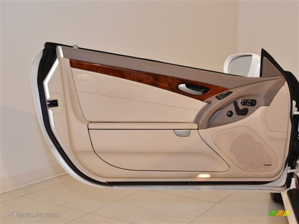 2009 Mercedes-Benz SL 550 Roadster Stone Door Panel Photo #54501519