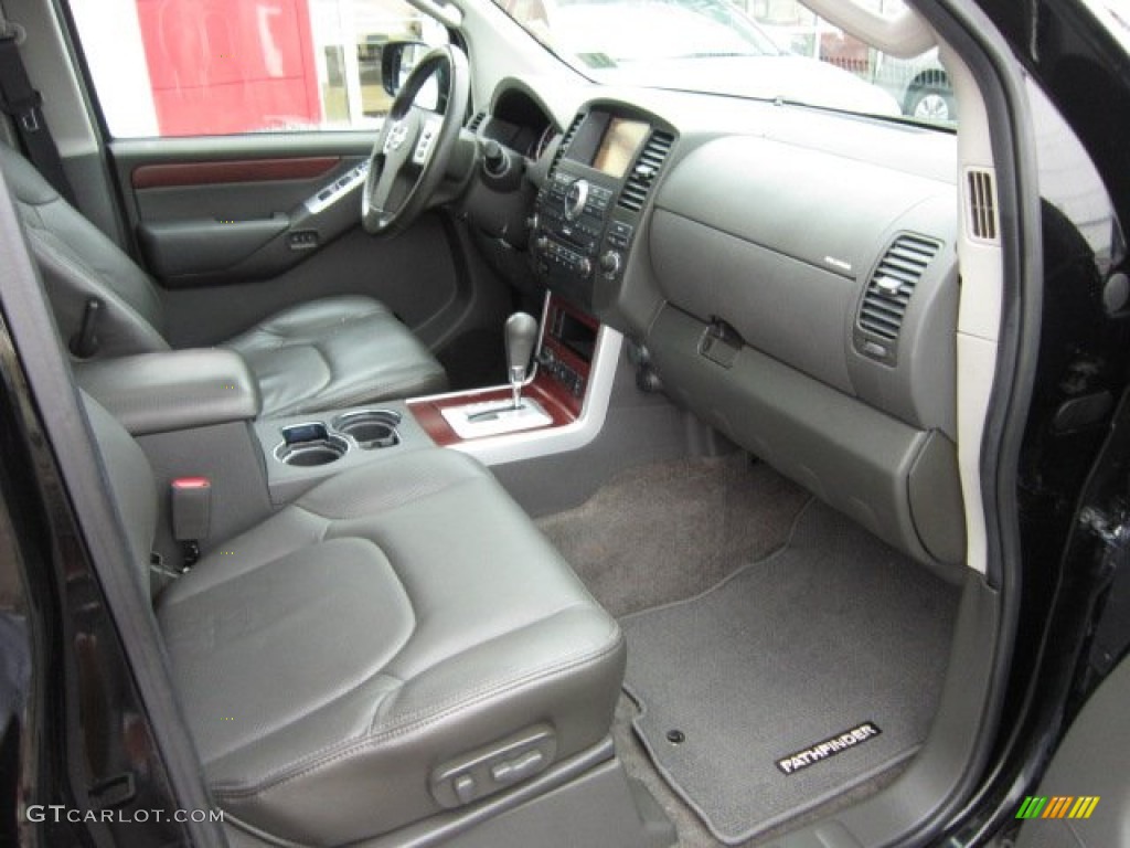 Graphite Interior 2010 Nissan Pathfinder LE 4x4 Photo #54501920