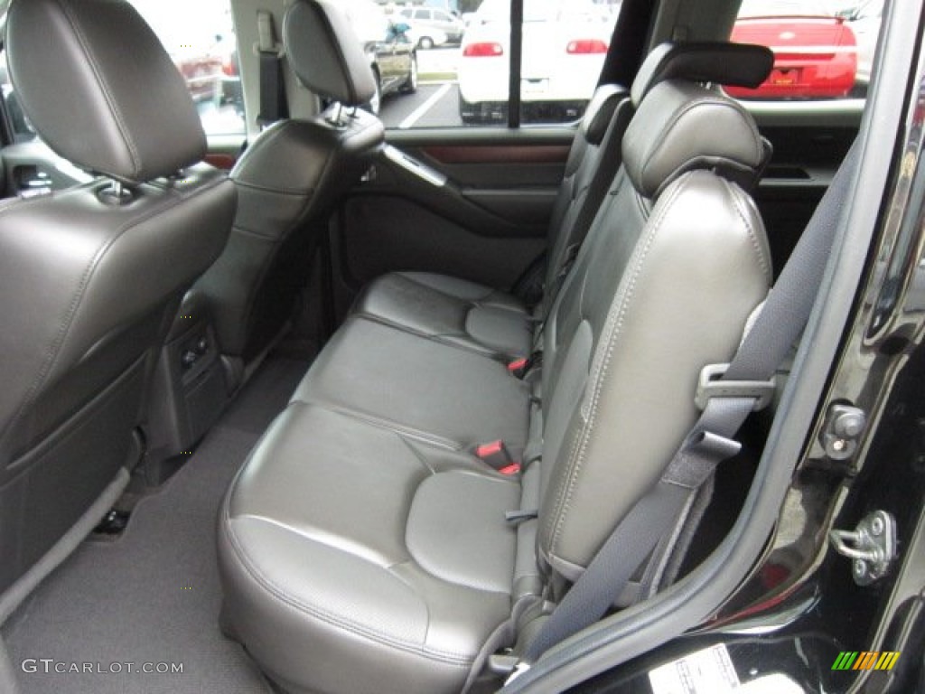 Graphite Interior 2010 Nissan Pathfinder LE 4x4 Photo #54501938