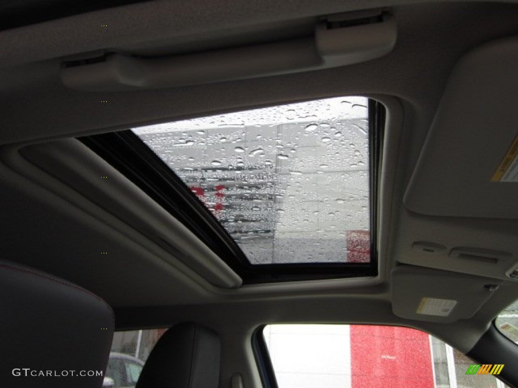 2011 Nissan Juke SL AWD Sunroof Photos