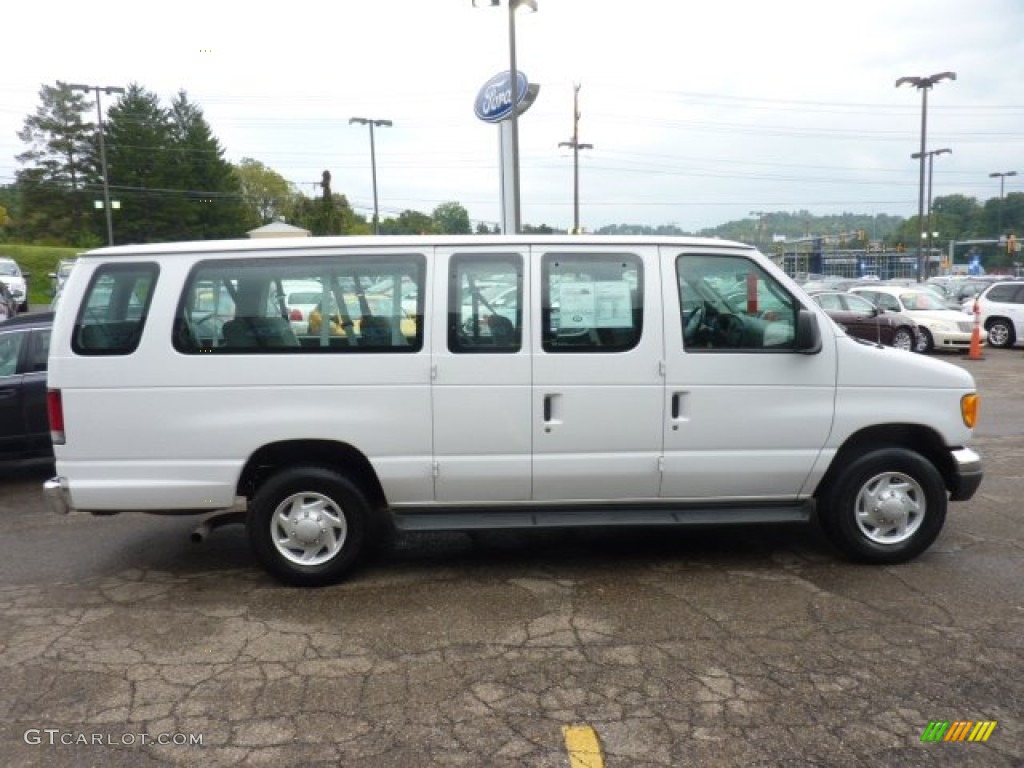 2005 Ford E Series Van E350 Super Duty XL Passenger Exterior Photos
