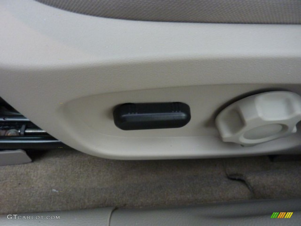 2012 Taurus SEL - Red Candy Metallic / Light Stone photo #15