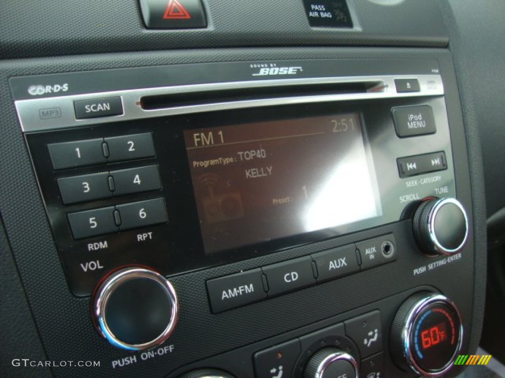 2010 Altima 2.5 S Coupe - Winter Frost White / Red Leather photo #18