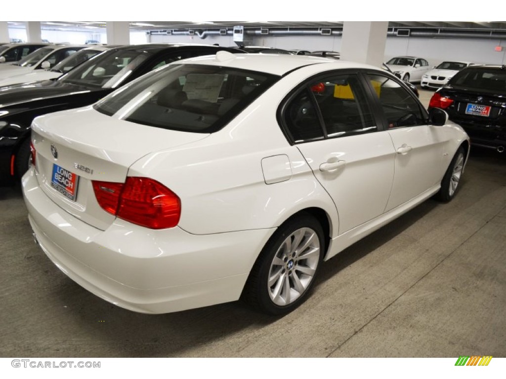 2011 3 Series 328i Sedan - Alpine White / Black Dakota Leather photo #3