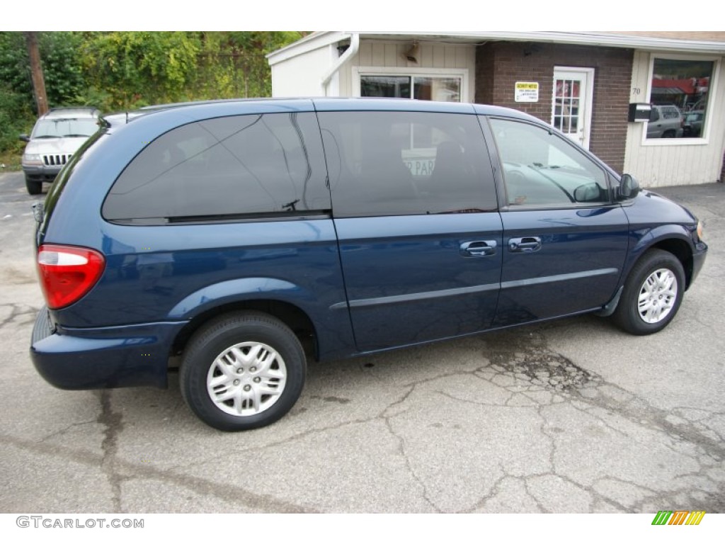 2002 Grand Caravan Sport - Patriot Blue Pearl / Navy Blue photo #4