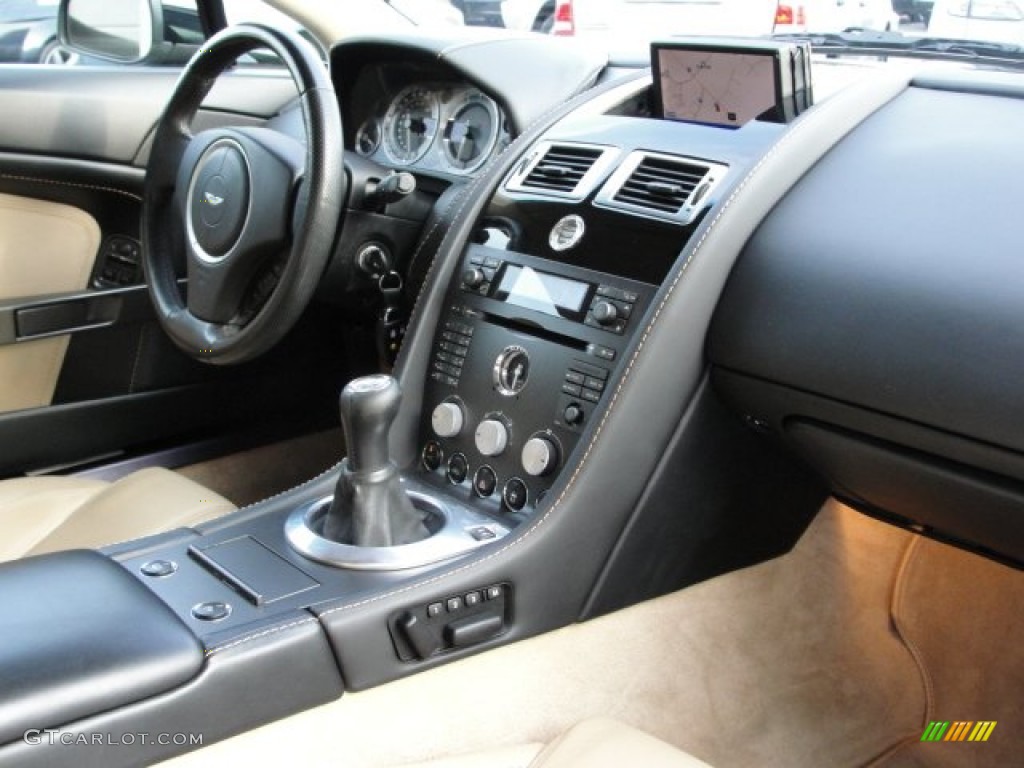2007 Aston Martin V8 Vantage Coupe Sandstorm Dashboard Photo #54512693