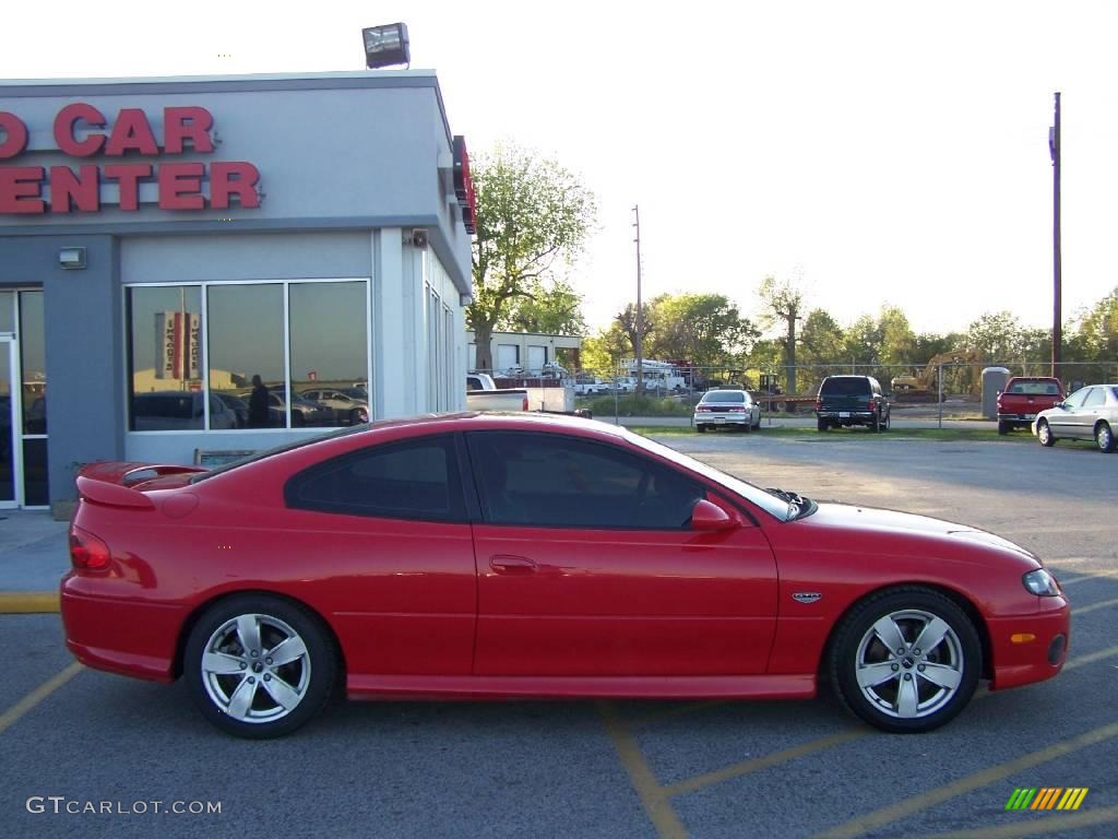 2004 GTO Coupe - Torrid Red / Black photo #2