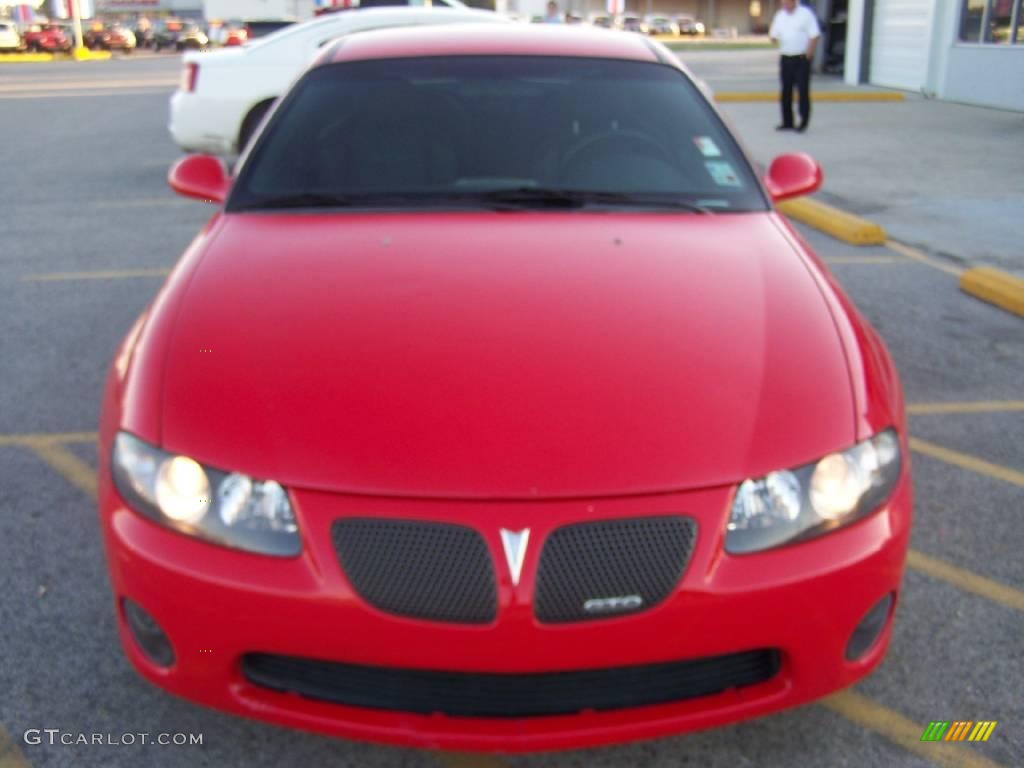 2004 GTO Coupe - Torrid Red / Black photo #8