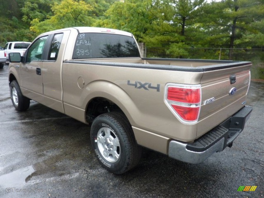 2011 F150 XLT SuperCab 4x4 - Pale Adobe Metallic / Pale Adobe photo #4