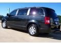Brilliant Black Crystal Pearlcoat - Town & Country Touring Signature Series Photo No. 66
