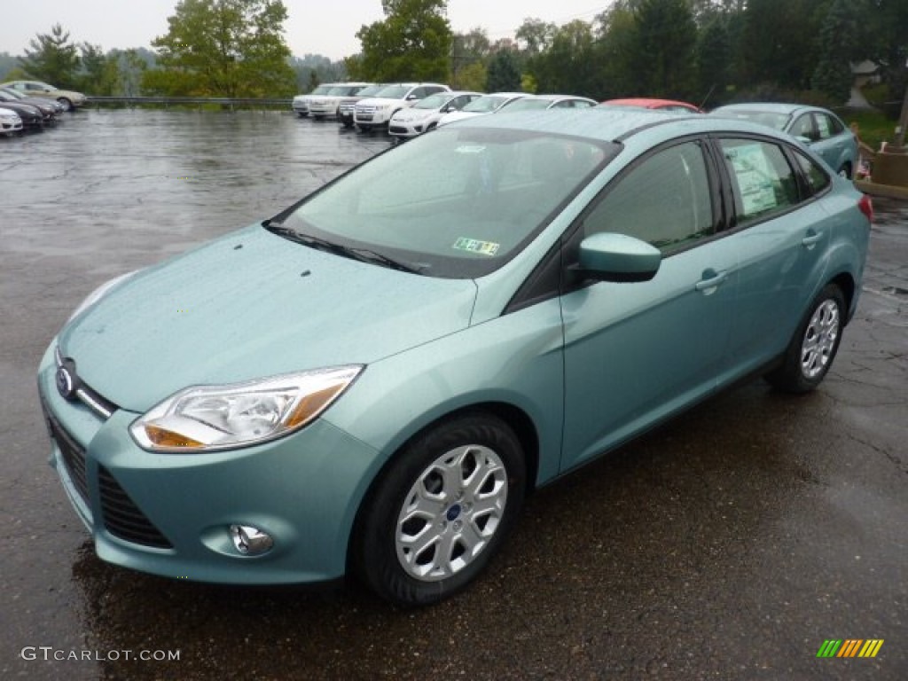 2012 Focus SE Sedan - Frosted Glass Metallic / Stone photo #5