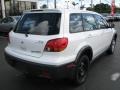 2003 Diamond White Pearl Mitsubishi Outlander LS  photo #9