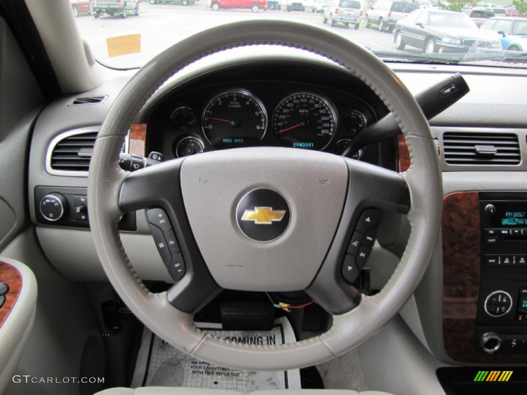 2007 Chevrolet Suburban 1500 LT 4x4 Light Titanium/Dark Titanium Steering Wheel Photo #54518531