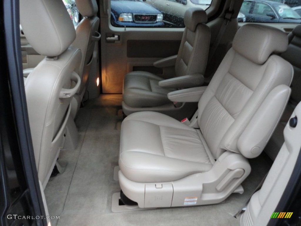 Pebble Beige Interior 2006 Ford Freestar Limited Photo #54518609