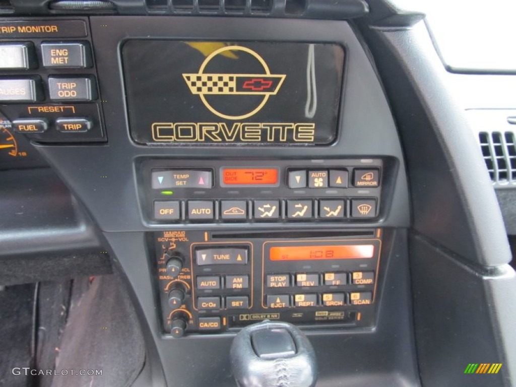 1993 Chevrolet Corvette Convertible Controls Photo #54520115