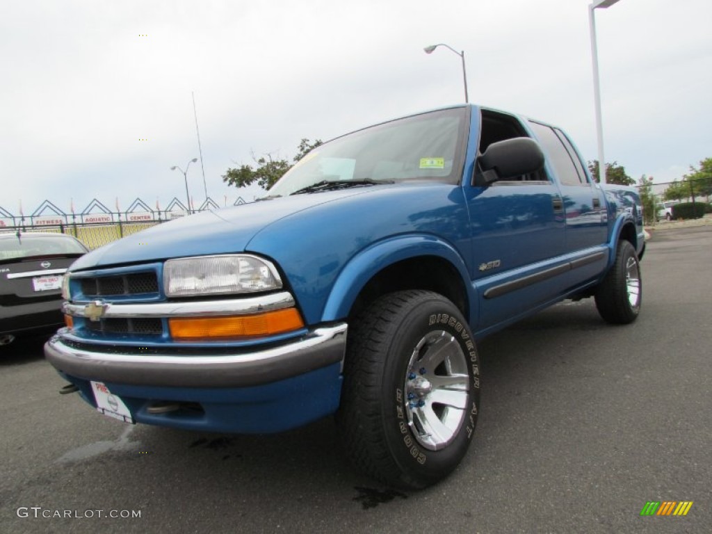 Bright Blue Metallic Chevrolet S10
