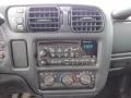 2001 Chevrolet S10 LS Crew Cab 4x4 Audio System