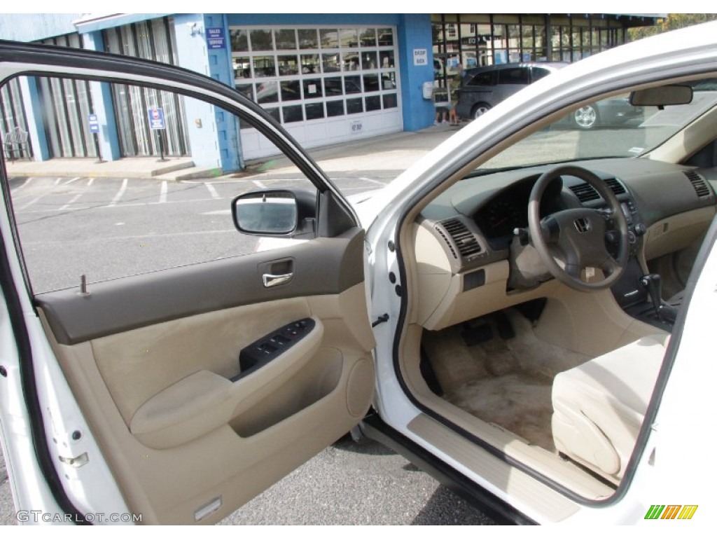 2003 Accord LX Sedan - Taffeta White / Ivory photo #12