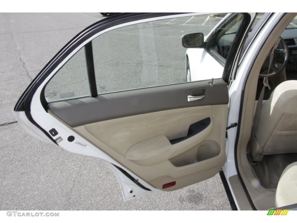 2003 Accord LX Sedan - Taffeta White / Ivory photo #15