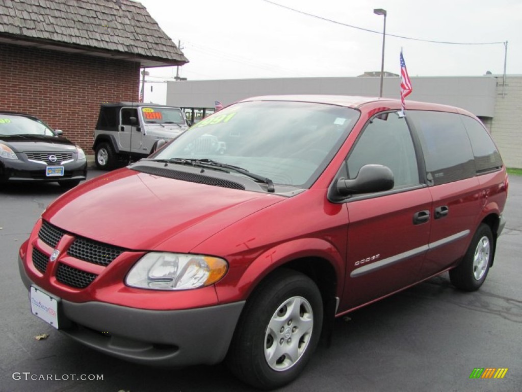 2001 Caravan SE - Inferno Red Tinted Pearlcoat / Taupe photo #1