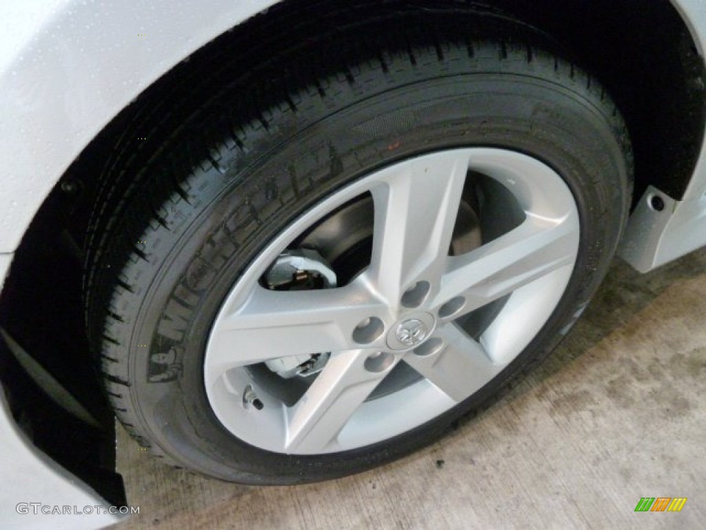 2012 Toyota Camry SE Wheel Photo #54523139