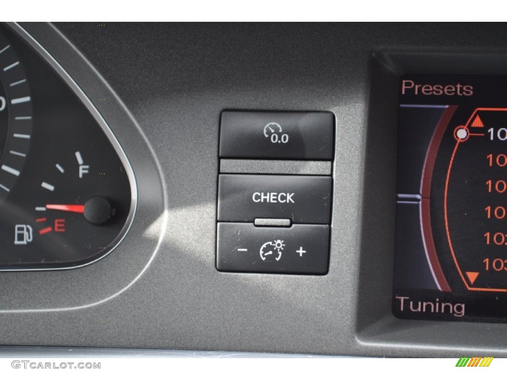2006 Audi A6 3.2 quattro Avant Controls Photo #54527501