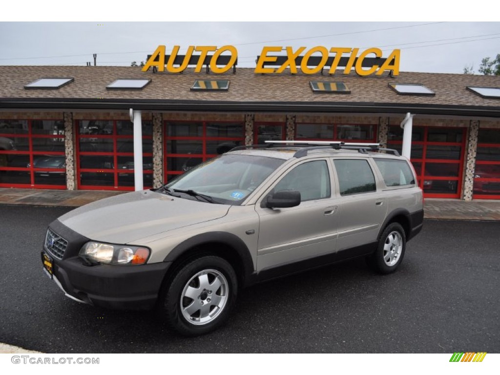 2003 XC70 AWD - Ash Gold Metallic / Beige/Light Sand photo #1