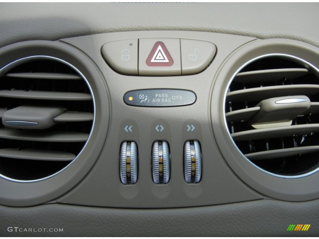 2007 Mercedes-Benz SL 550 Roadster Controls Photo #54528797