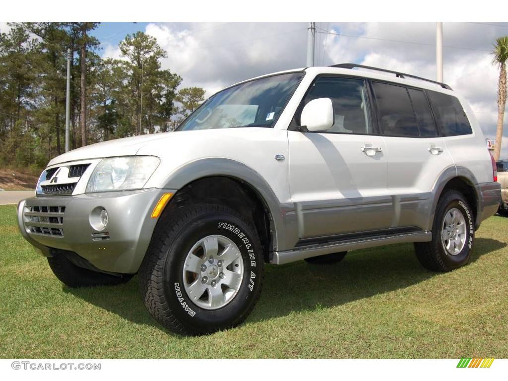 2003 Montero Limited 4x4 - Glacier White Pearl / Gray photo #1