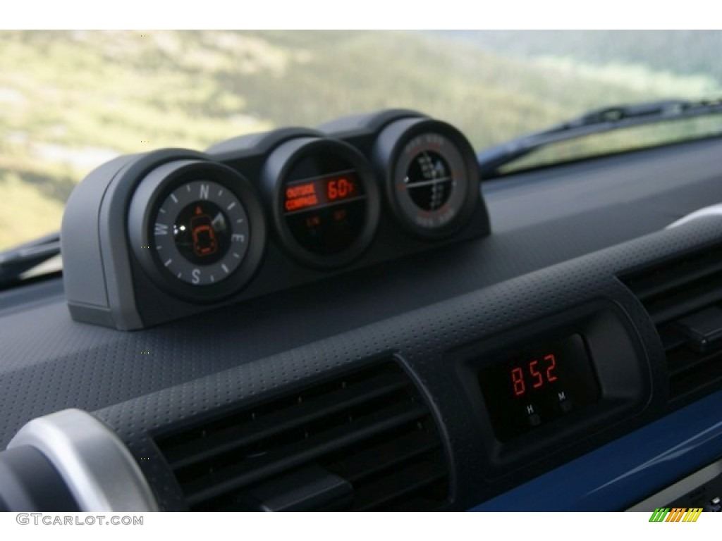 2012 Toyota FJ Cruiser 4WD Gauges Photo #54529871