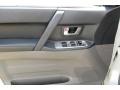 Glacier White Pearl - Montero Limited 4x4 Photo No. 17