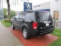 Formal Black - Pilot Touring 4WD Photo No. 7