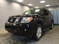 2010 Super Black Nissan Pathfinder SE 4x4  photo #3