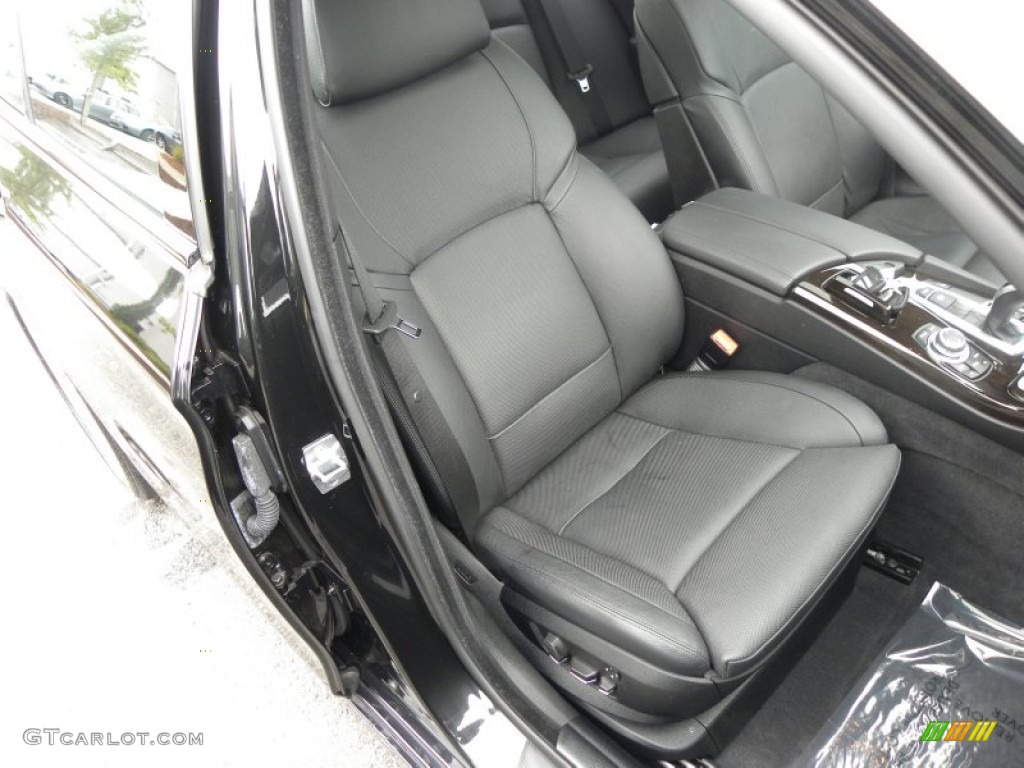 Black Interior 2011 BMW 5 Series 550i Sedan Photo #54531317