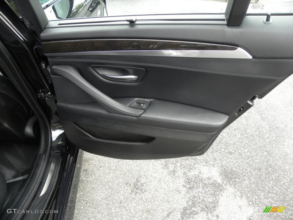 2011 5 Series 550i Sedan - Jet Black / Black photo #11