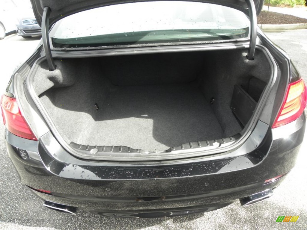 2011 BMW 5 Series 550i Sedan Trunk Photo #54531356
