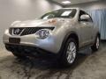 2011 Chrome Silver Nissan Juke SV AWD  photo #3