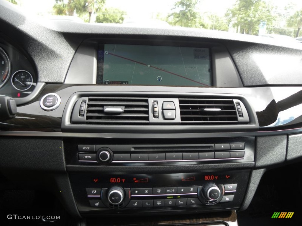 2011 5 Series 550i Sedan - Jet Black / Black photo #20