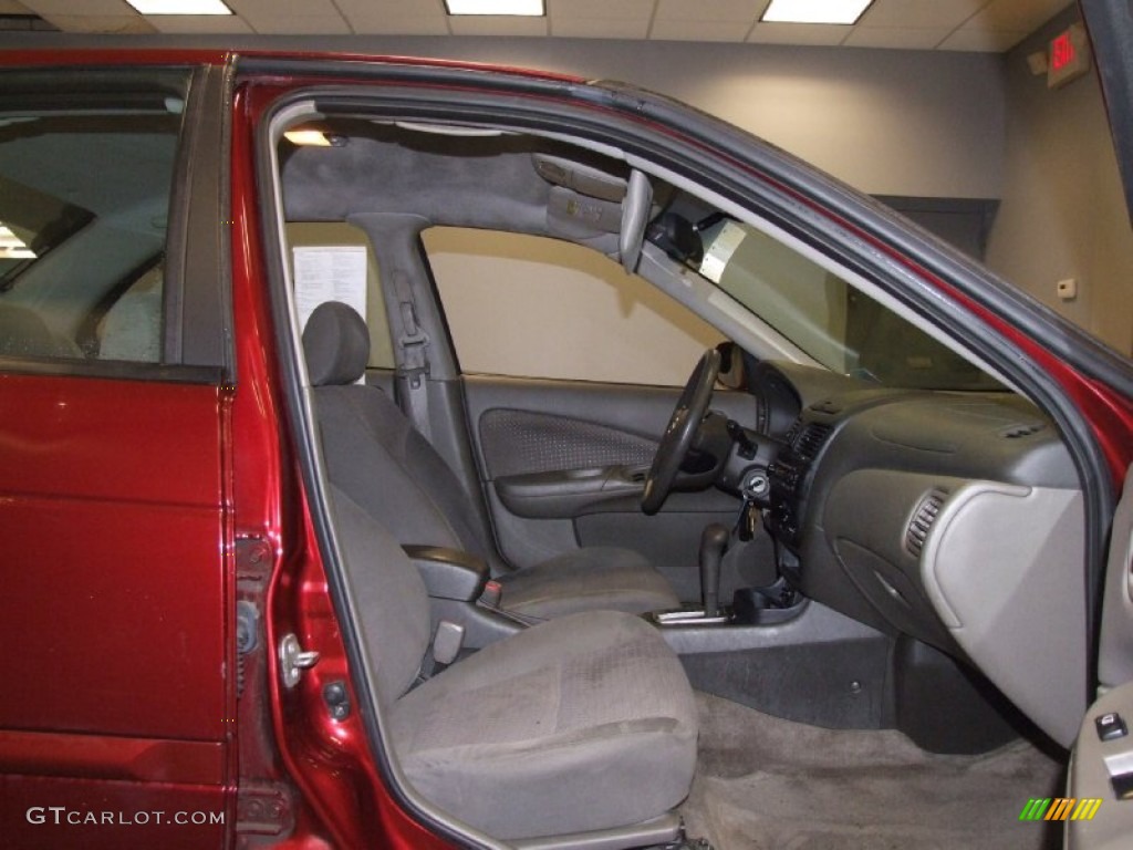 2005 Sentra 1.8 S - Inferno Red / Charcoal photo #10