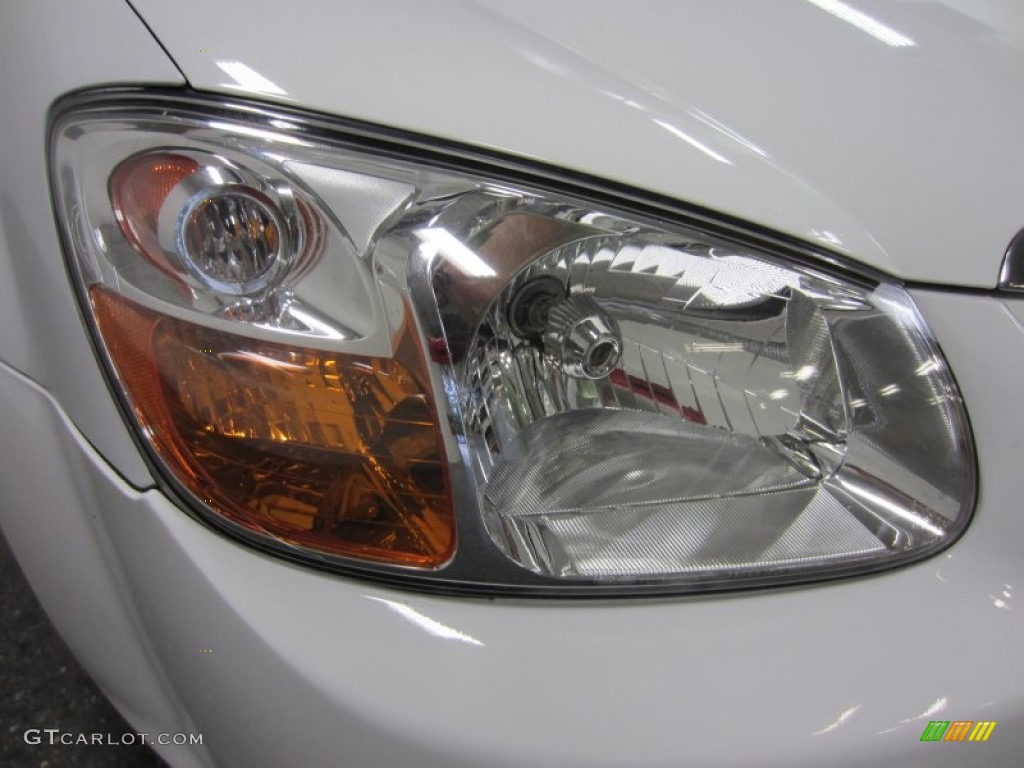 2007 Spectra EX Sedan - White / Gray photo #5