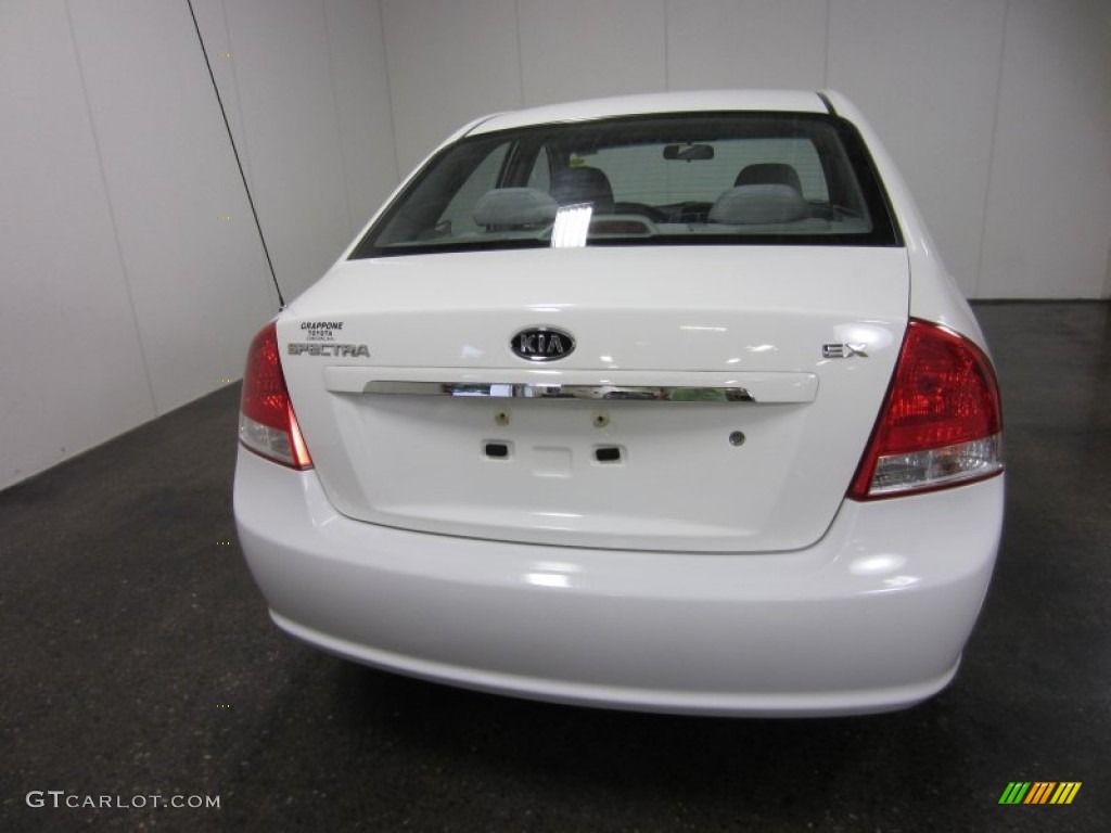 2007 Spectra EX Sedan - White / Gray photo #10
