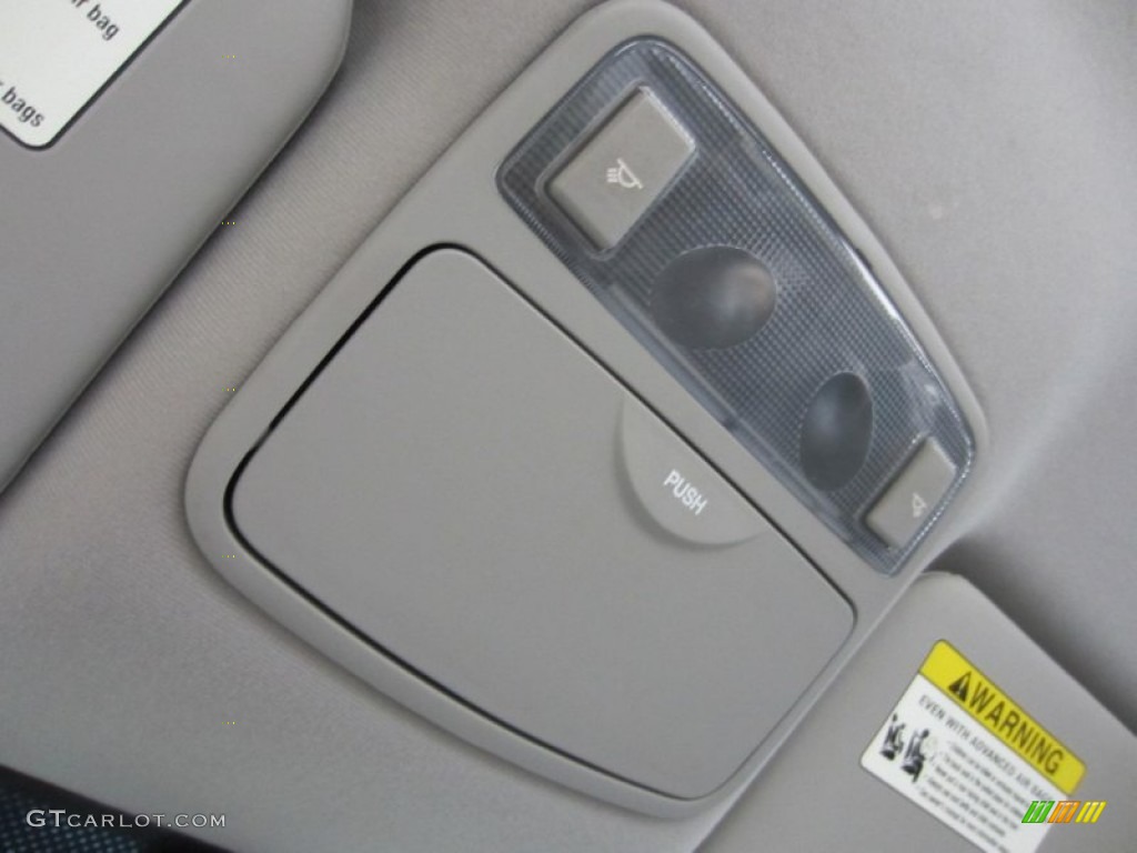 2007 Spectra EX Sedan - White / Gray photo #27