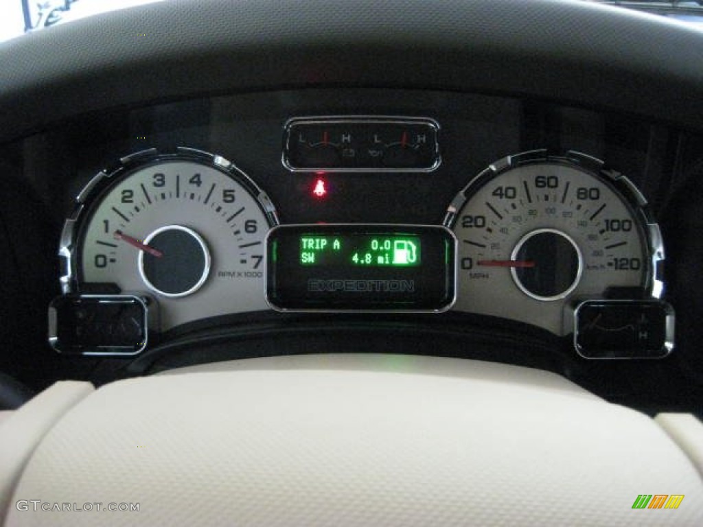 2012 Ford Expedition XLT 4x4 Gauges Photos