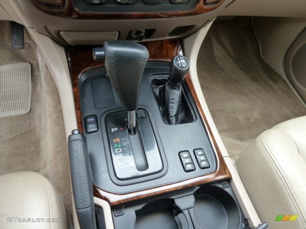 1998 Toyota Land Cruiser Standard Land Cruiser Model 4 Speed Automatic Transmission Photo #54539250